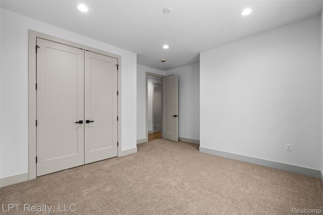 525 Walnut Street, Brighton, MI 48116