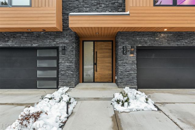 525 Walnut Street, Brighton, MI 48116