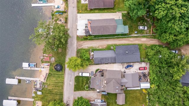 4707 N White, Pierson, MI 49339