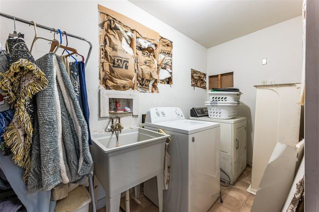 4707 N White, Pierson, MI 49339