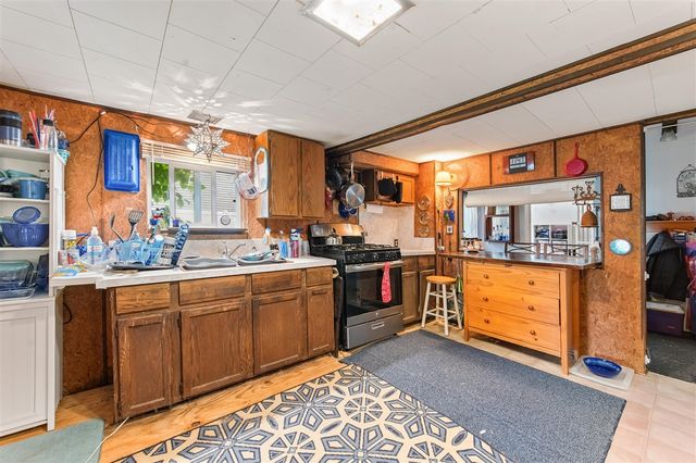 4707 N White, Pierson, MI 49339