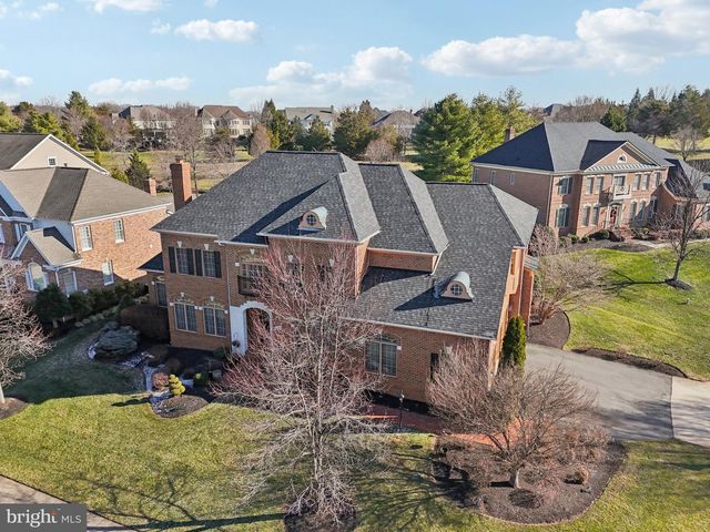 8301 HANCOCK CT, Gainesville, VA 20155