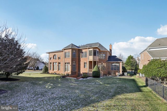 8301 HANCOCK CT, Gainesville, VA 20155