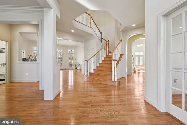 8301 HANCOCK CT, Gainesville, VA 20155