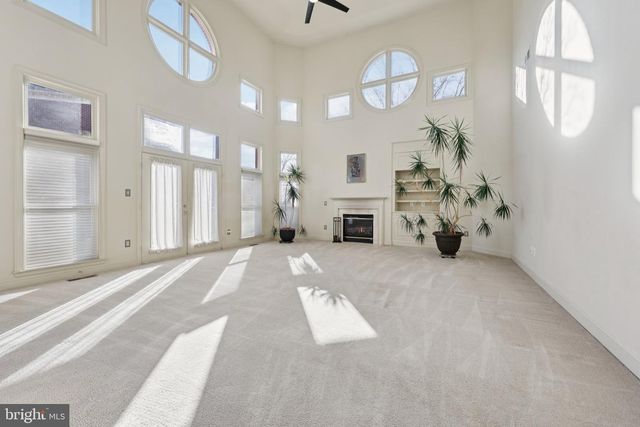 8301 HANCOCK CT, Gainesville, VA 20155