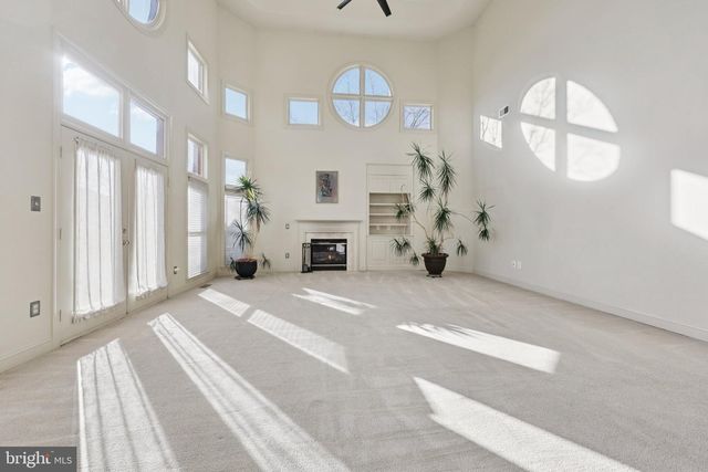 8301 HANCOCK CT, Gainesville, VA 20155