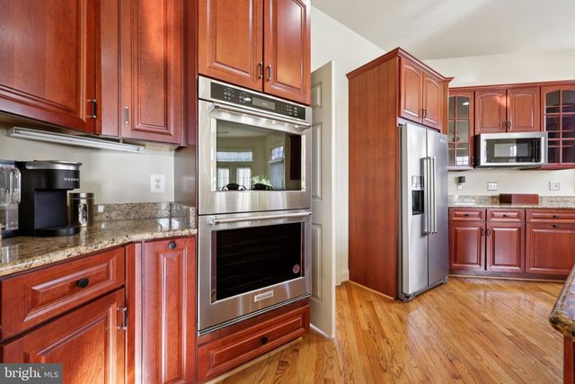 8301 HANCOCK CT, Gainesville, VA 20155