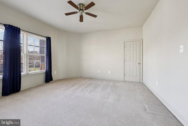 8301 HANCOCK CT, Gainesville, VA 20155