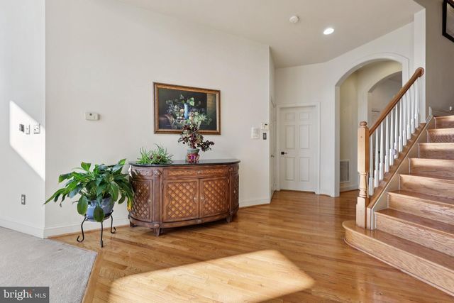 8301 HANCOCK CT, Gainesville, VA 20155