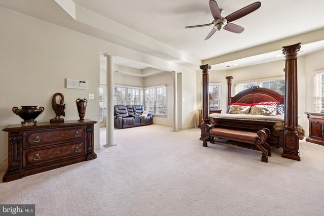 8301 HANCOCK CT, Gainesville, VA 20155