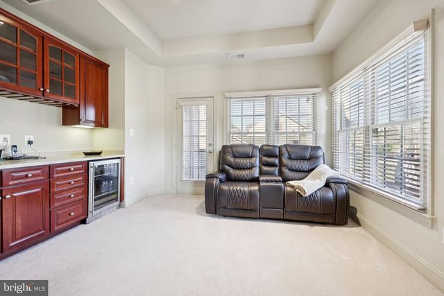 8301 HANCOCK CT, Gainesville, VA 20155