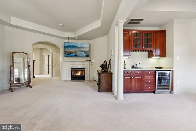 8301 HANCOCK CT, Gainesville, VA 20155