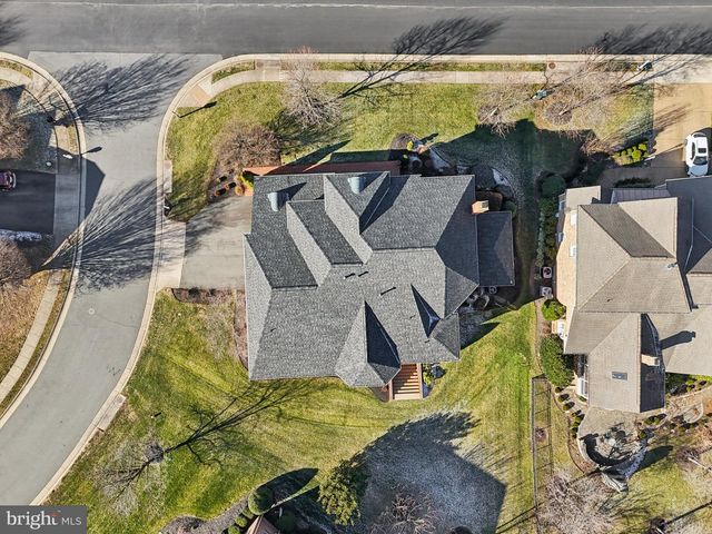 8301 HANCOCK CT, Gainesville, VA 20155