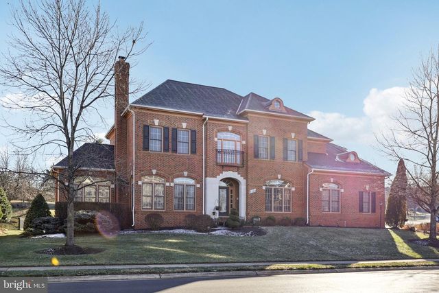 8301 HANCOCK CT, Gainesville, VA 20155