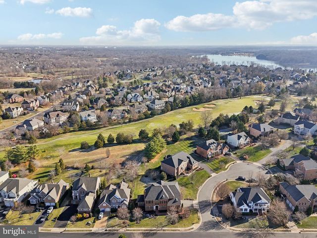 8301 HANCOCK CT, Gainesville, VA 20155