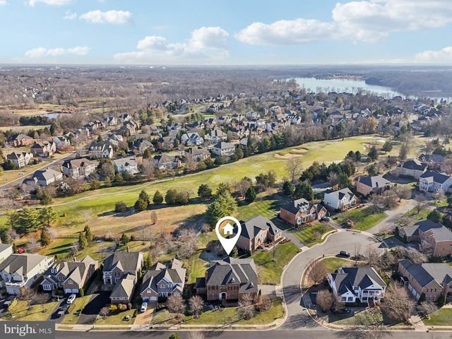 8301 HANCOCK CT, Gainesville, VA 20155