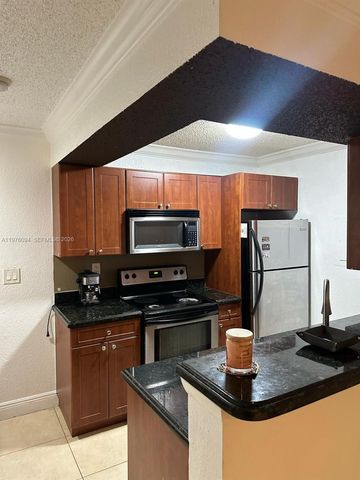 15640 SW 106th Ln 903, Miami, FL 33196