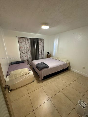 15640 SW 106th Ln 903, Miami, FL 33196