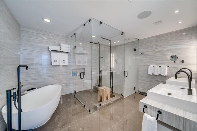 2200 N OCEAN Boulevard S904, Fort Lauderdale, FL 33305