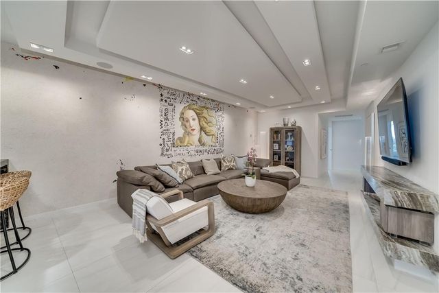 2200 N OCEAN Boulevard S904, Fort Lauderdale, FL 33305