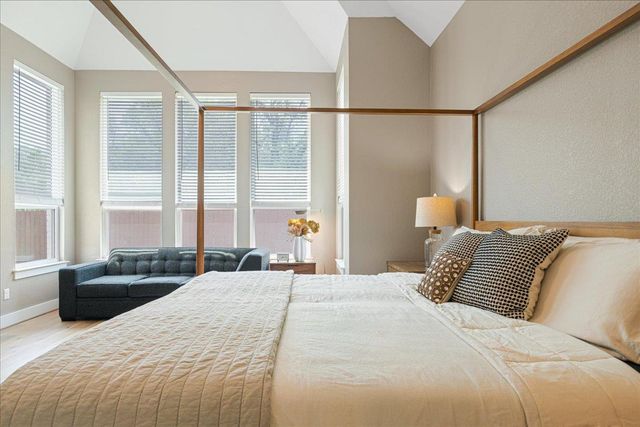 120 Shady Spring TRL, Georgetown, TX 78628