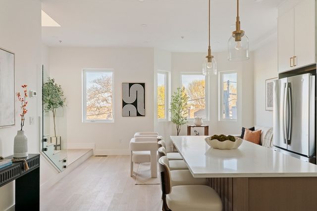 30 Swan Ave PH1, Boston, MA 02128