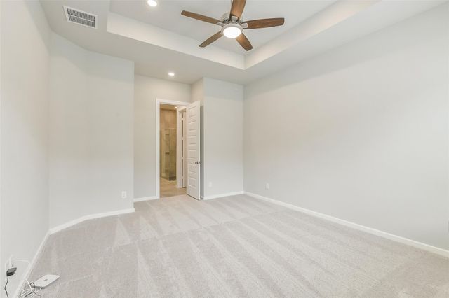 360 Summer Place Drive, Montgomery, TX 77356