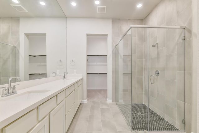 360 Summer Place Drive, Montgomery, TX 77356