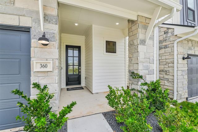 360 Summer Place Drive, Montgomery, TX 77356