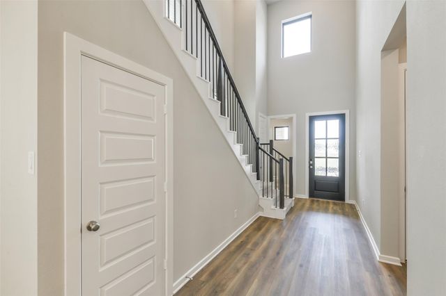360 Summer Place Drive, Montgomery, TX 77356