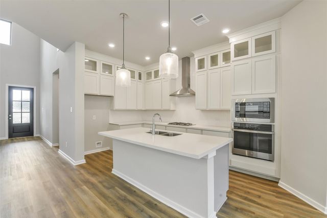 360 Summer Place Drive, Montgomery, TX 77356