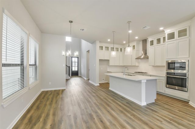 360 Summer Place Drive, Montgomery, TX 77356