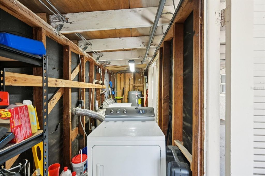 Image 13 of property listing at 2416 EMORY AVENUE, Bradenton, FL 34207