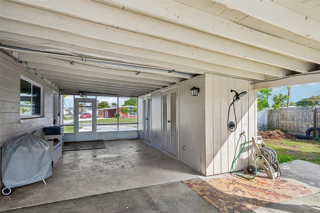 Image 14 of property listing at 2416 EMORY AVENUE, Bradenton, FL 34207