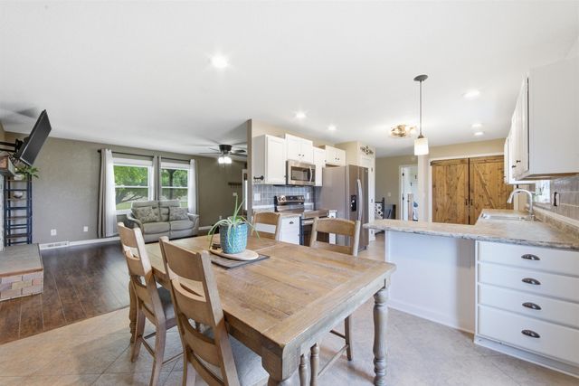 2849 SW OHIO STREET RD, El Dorado, KS 67042