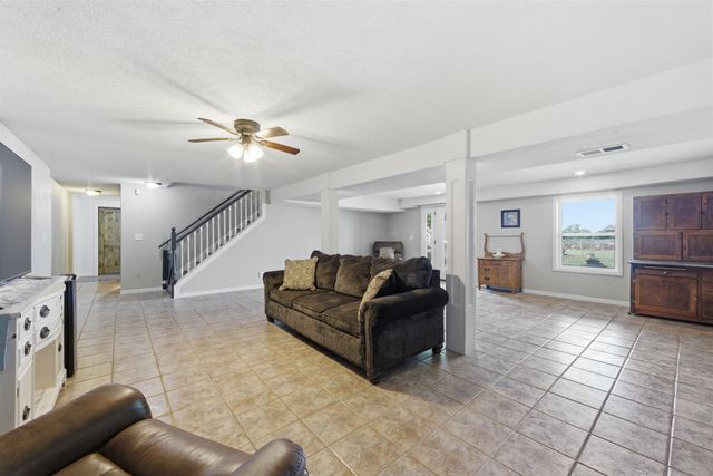 2849 SW OHIO STREET RD, El Dorado, KS 67042