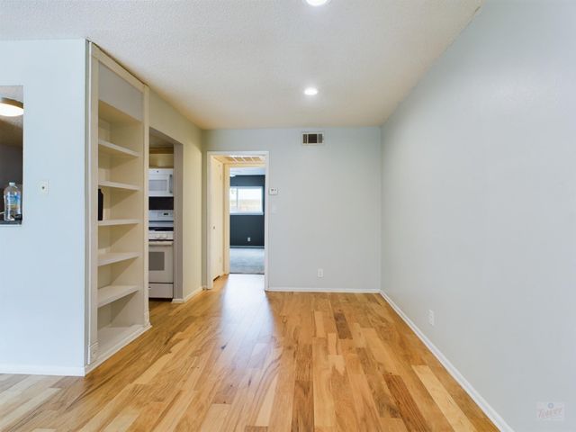 7920 Rockwood LN 115, Austin, TX 78757