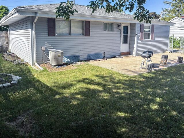 5735 W Green Tree ROAD, Milwaukee, WI 53223