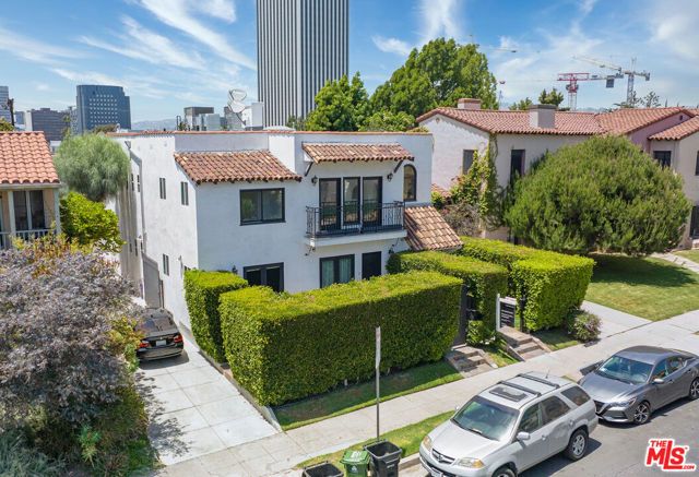 831 S CURSON Avenue, Los Angeles, CA 90036