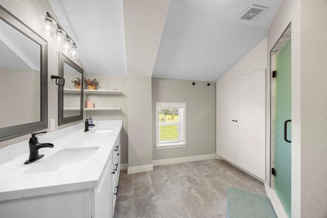 3355 Clayhead Road, Richmond, TX 77406