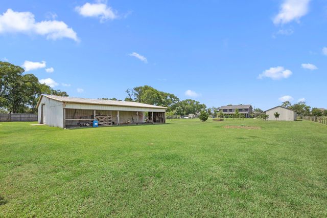 3355 Clayhead Road, Richmond, TX 77406