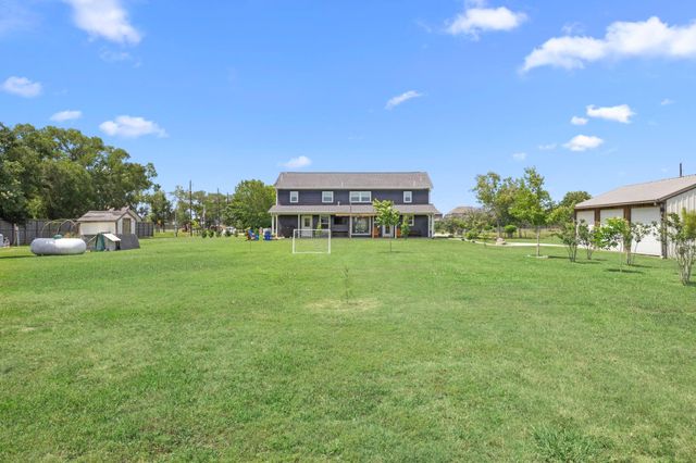 3355 Clayhead Road, Richmond, TX 77406