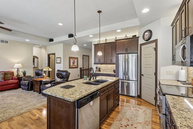 1515 SE Greenbriar Circle, Waukee, IA 50263