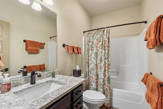 1515 SE Greenbriar Circle, Waukee, IA 50263
