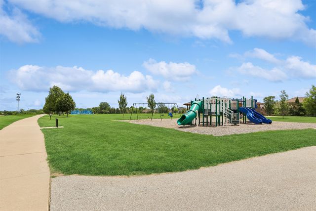 1515 SE Greenbriar Circle, Waukee, IA 50263