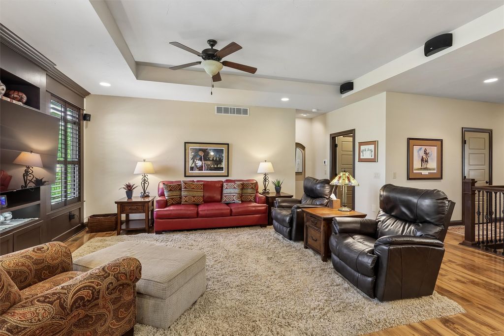 1515 SE Greenbriar Circle, Waukee, IA 50263