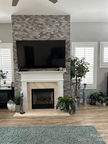 12417 Old Iron Lane, Charlotte, NC 28215