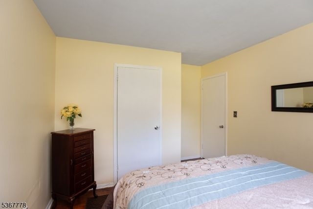 10 Nottingham Way, Hillsborough Twp., NJ 08844