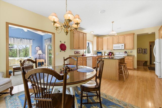 9836 Belmont Lane, Eden Prairie, MN 55347
