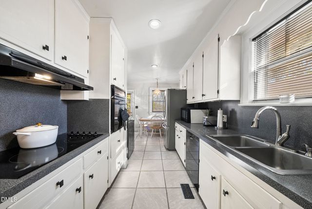 1522 W Thomas Street W, Rocky Mount, NC 27804